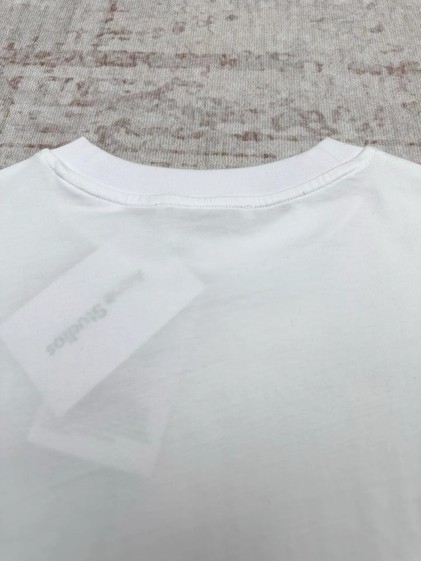 AC 26New Arrival T ， 。 ， 。 Sizes：S.M.L.XL.